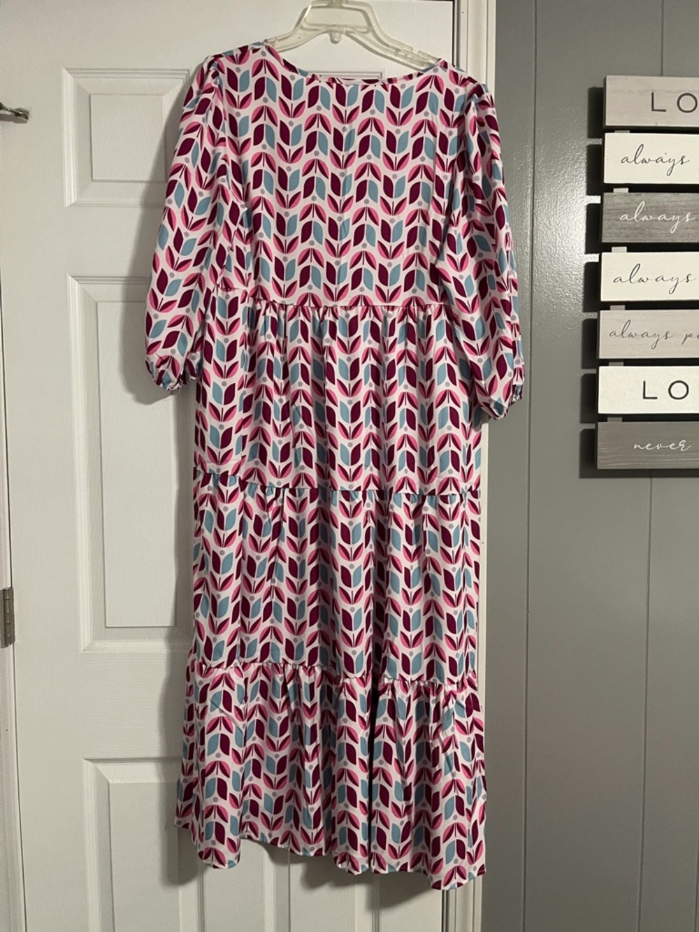 Chic Patterned Dress - Picture 2 of 3